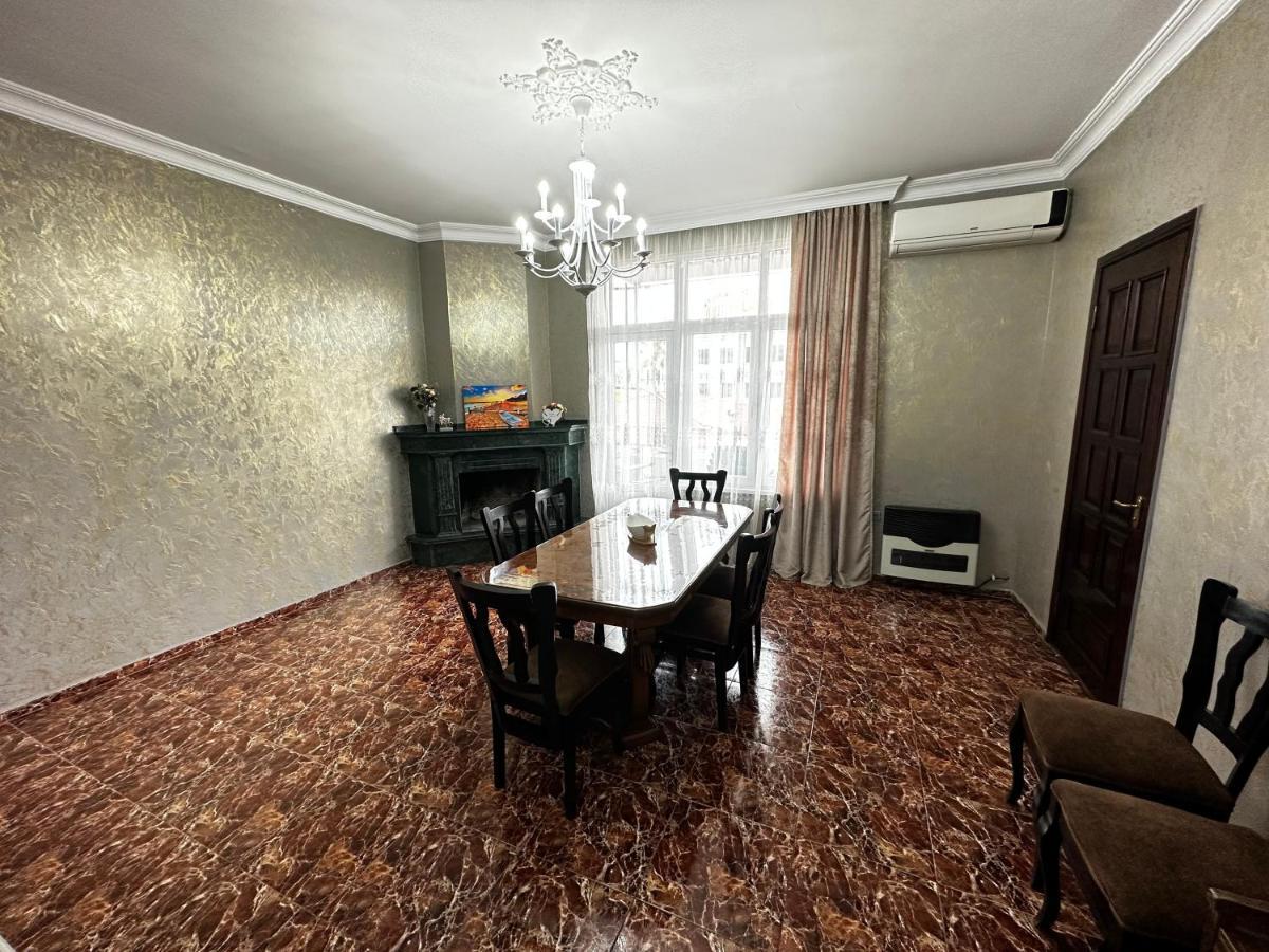 Heart Of Boulvard Apartamento Batumi Exterior foto